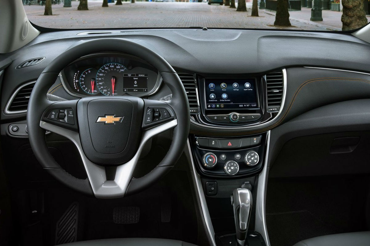 What are the 2019 Chevrolet Trax Passenger & Cargo Space Specs?