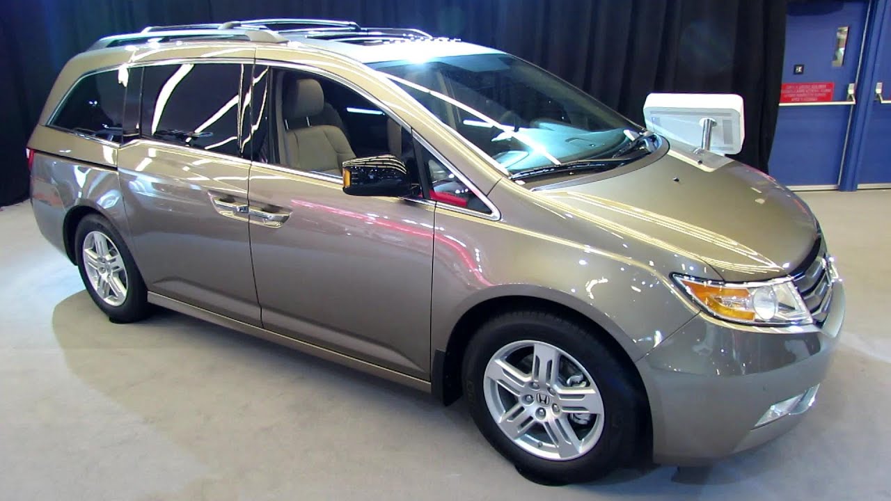 2013 Honda Odyssey Touring - Exterior and Interior Walkaround - 2013  Montreal Auto Show - YouTube