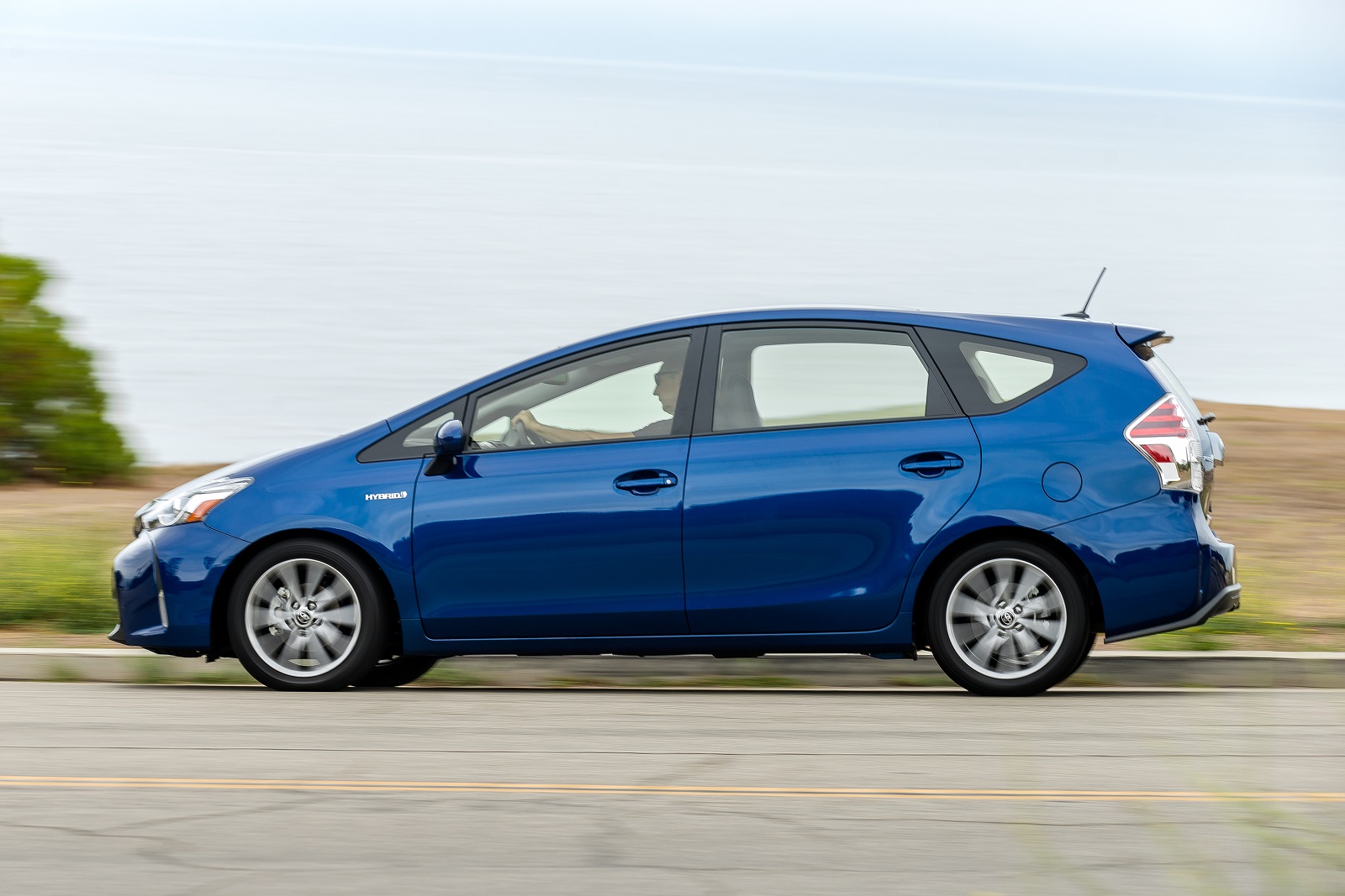 2016 Toyota Prius V Review, Ratings, Specs, Prices, and Photos - The Car  Connection