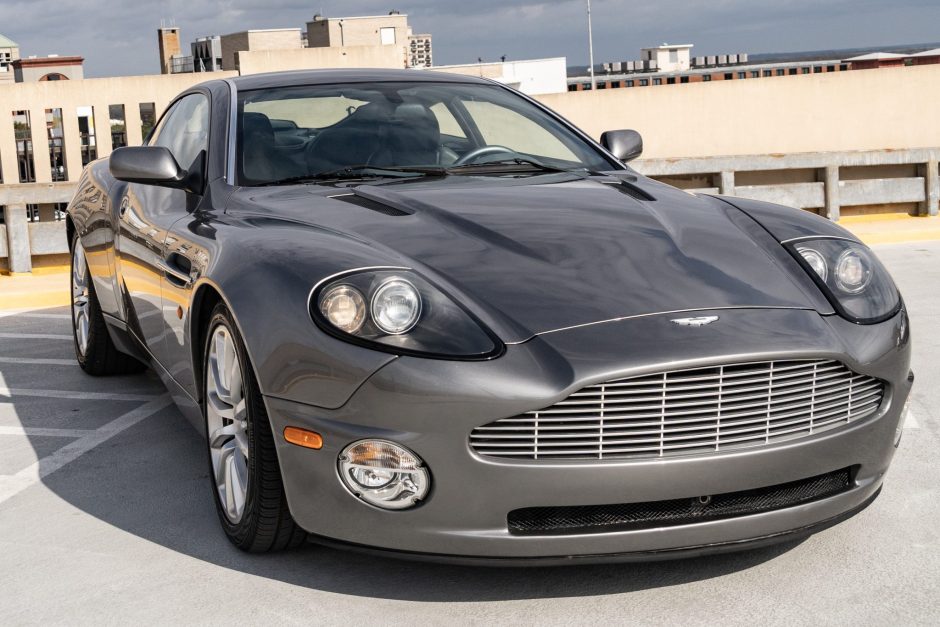 43k-Mile 2003 Aston Martin V12 Vanquish for sale on BaT Auctions - sold for  $51,000 on January 27, 2022 (Lot #64,393) | Bring a Trailer