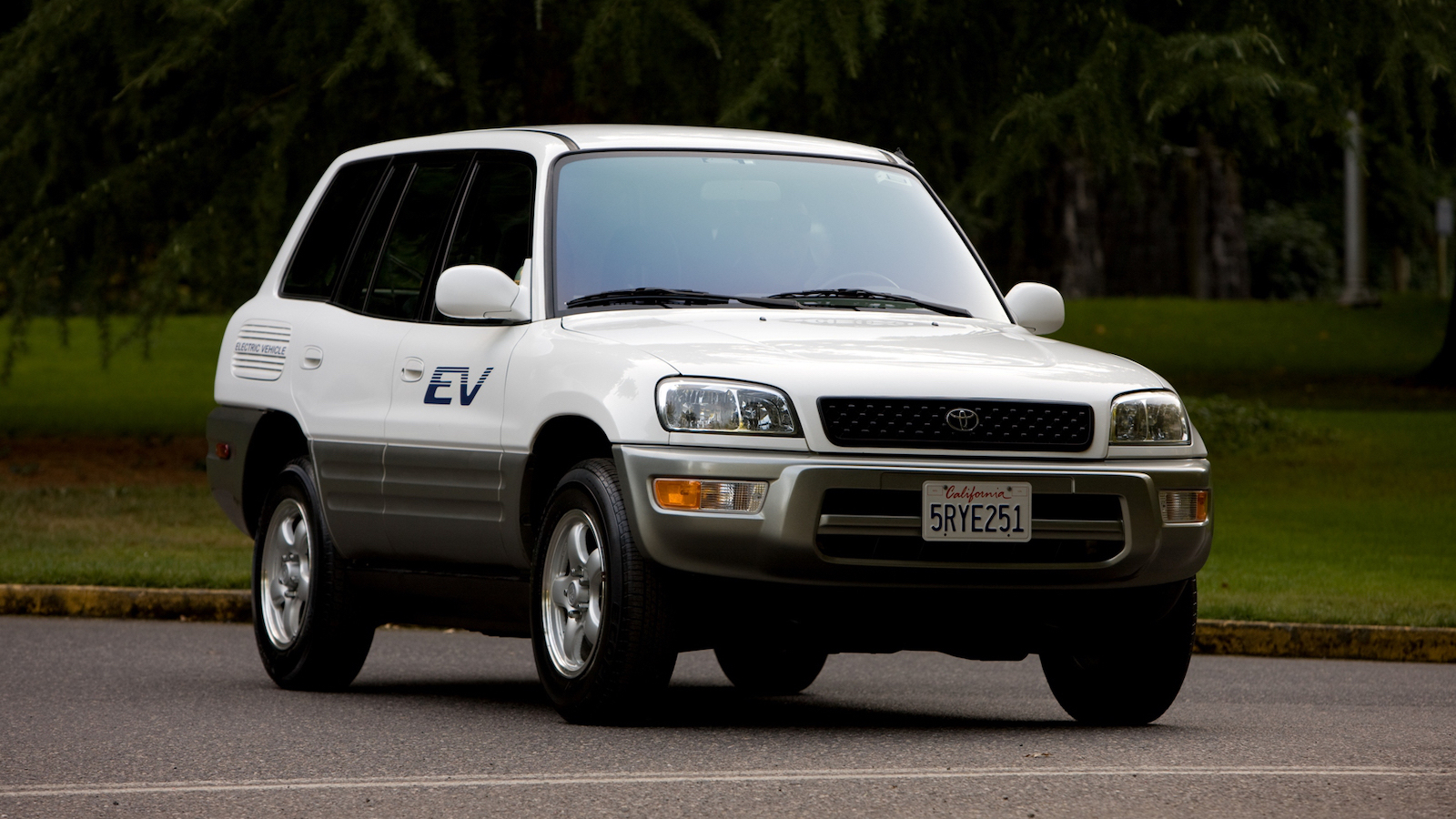 The RAV4 EV could have brought electric power to the mainstream | Top Gear