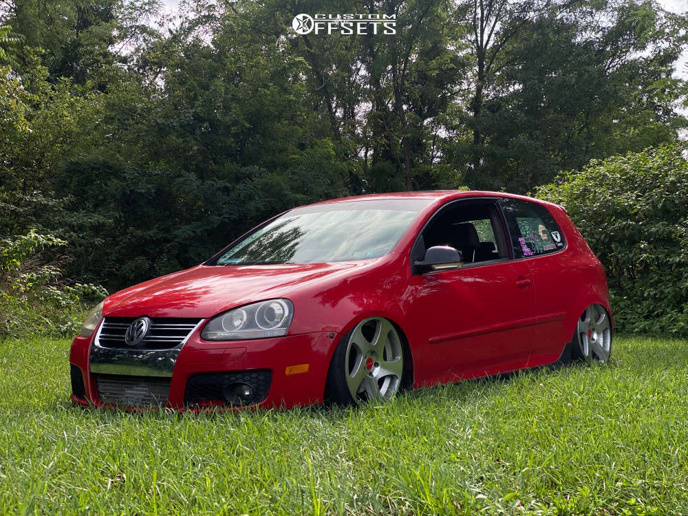 2006 Volkswagen GTI with 18x8.5 35 Rotiform Tmb and 215/40R18 Hankook  Ventus V2 Concept2 and Air Suspension | Custom Offsets