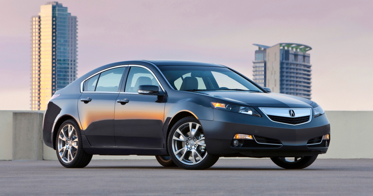 2013 Acura TL Review: Tech Transforms the Common Cruiser | Digital Trends