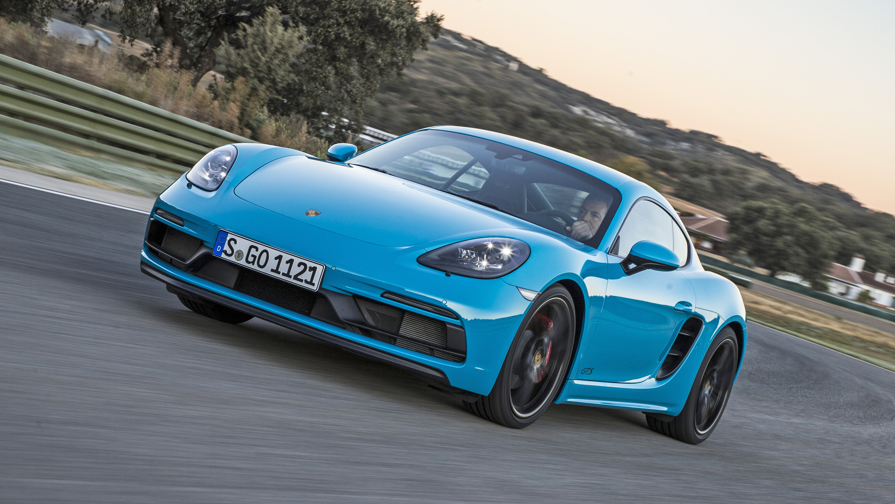 Porsche 718 Cayman GTS review: the world's best sports car? Reviews 2023 |  Top Gear