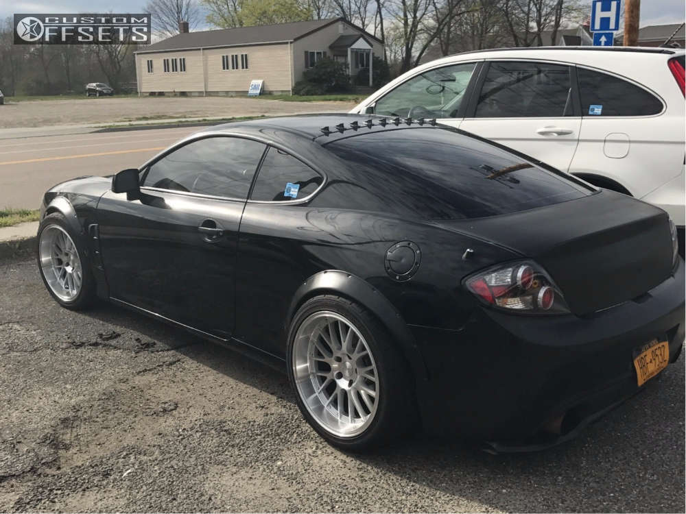 2008 Hyundai Tiburon with 18x9.5 12 Square G6 and 265/35R18 Kumho Htr Z Ii  and Coilovers | Custom Offsets