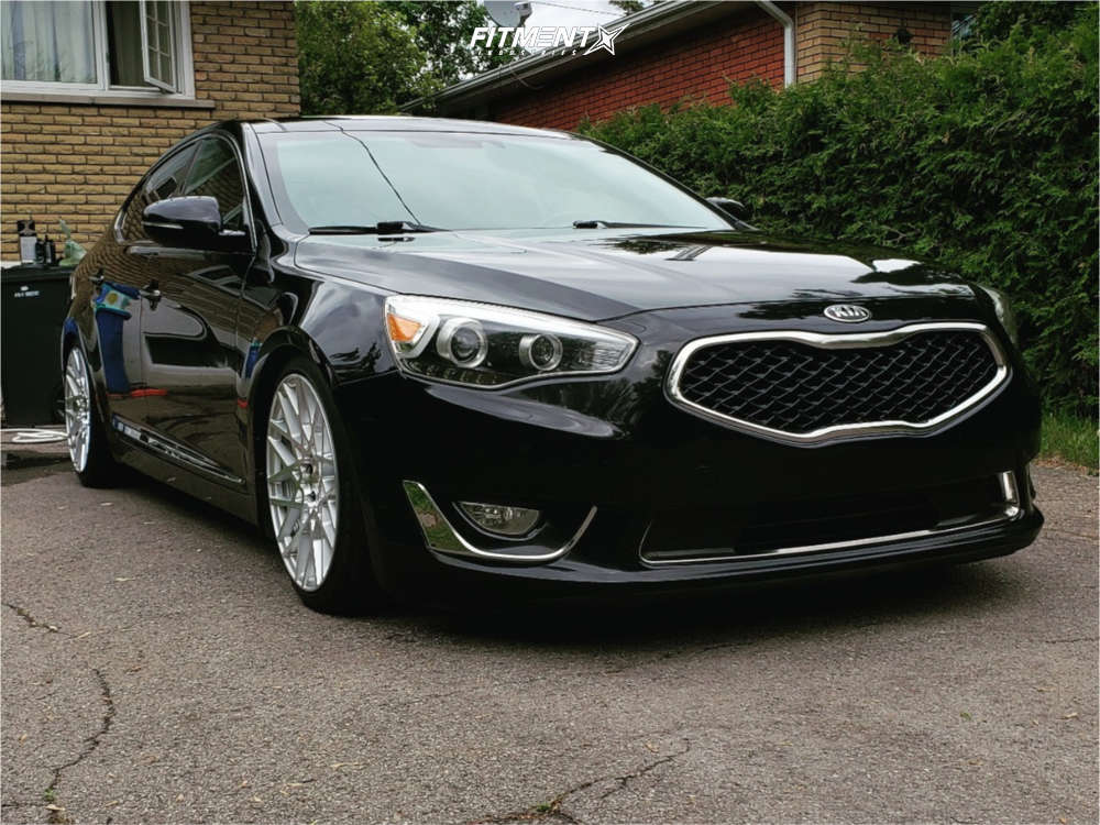 2014 Kia Cadenza Premium with 19x8.5 Rotiform BLQ and Nexen 225x40 on  Coilovers | 1099701 | Fitment Industries