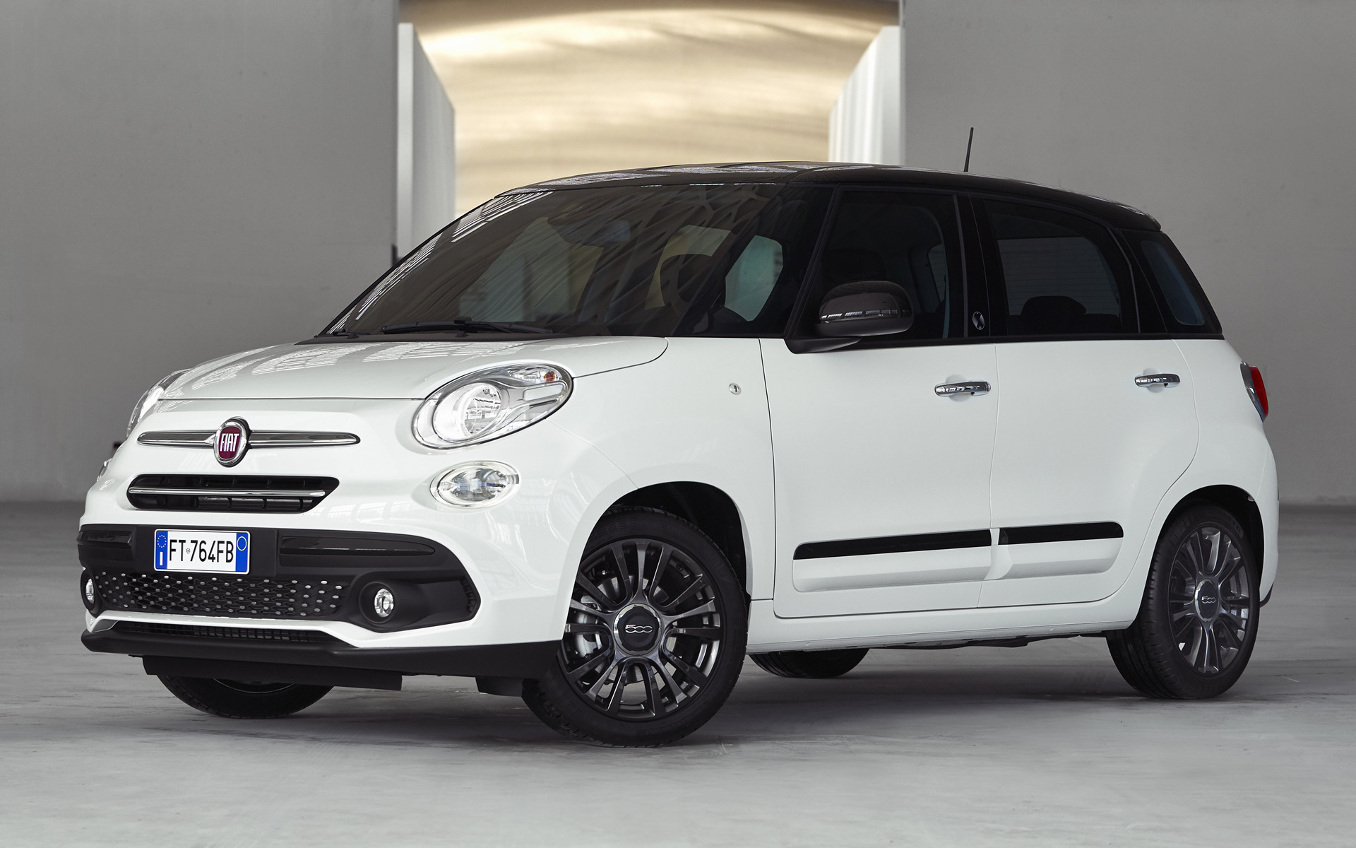 2019 Fiat 500L 120th - Wallpapers and HD Images | Car Pixel