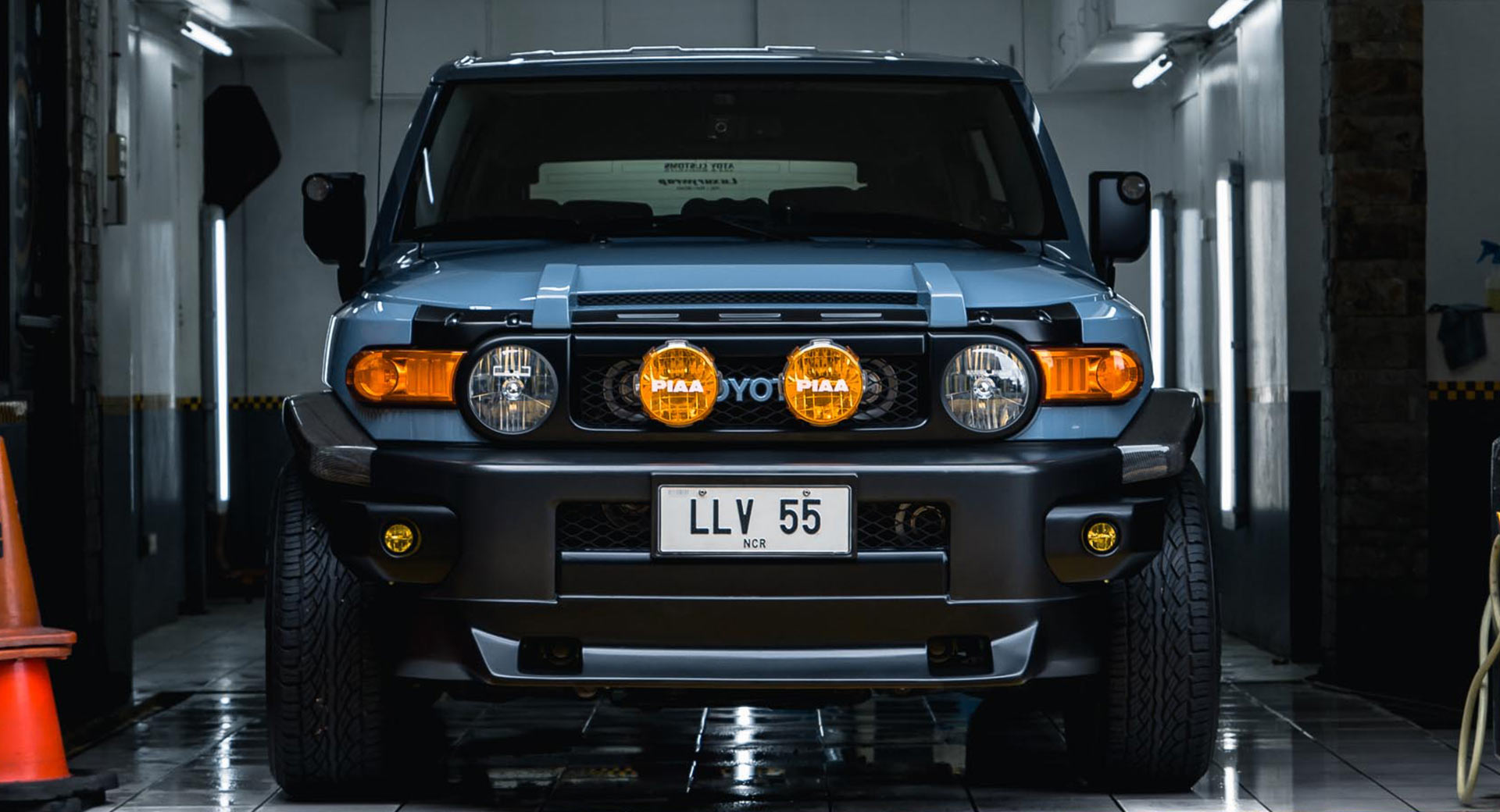 Custom Toyota FJ Cruiser Would Rather Stick To The Tarmac | Carscoops