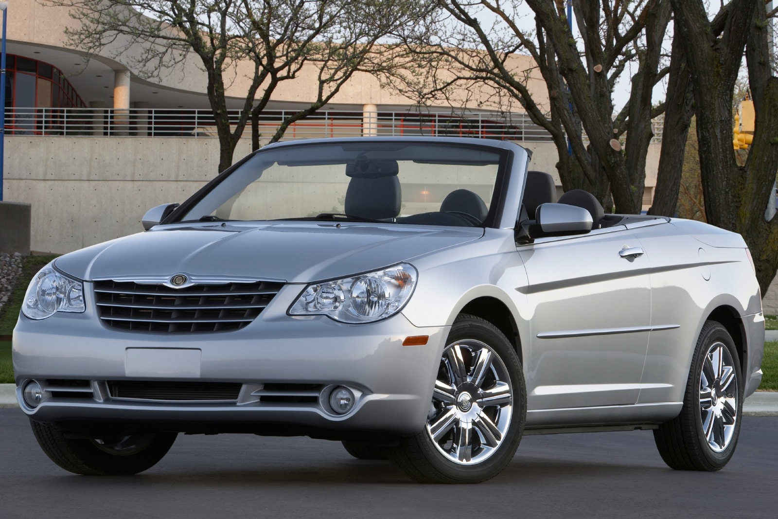 2010 Chrysler Sebring Review & Ratings | Edmunds