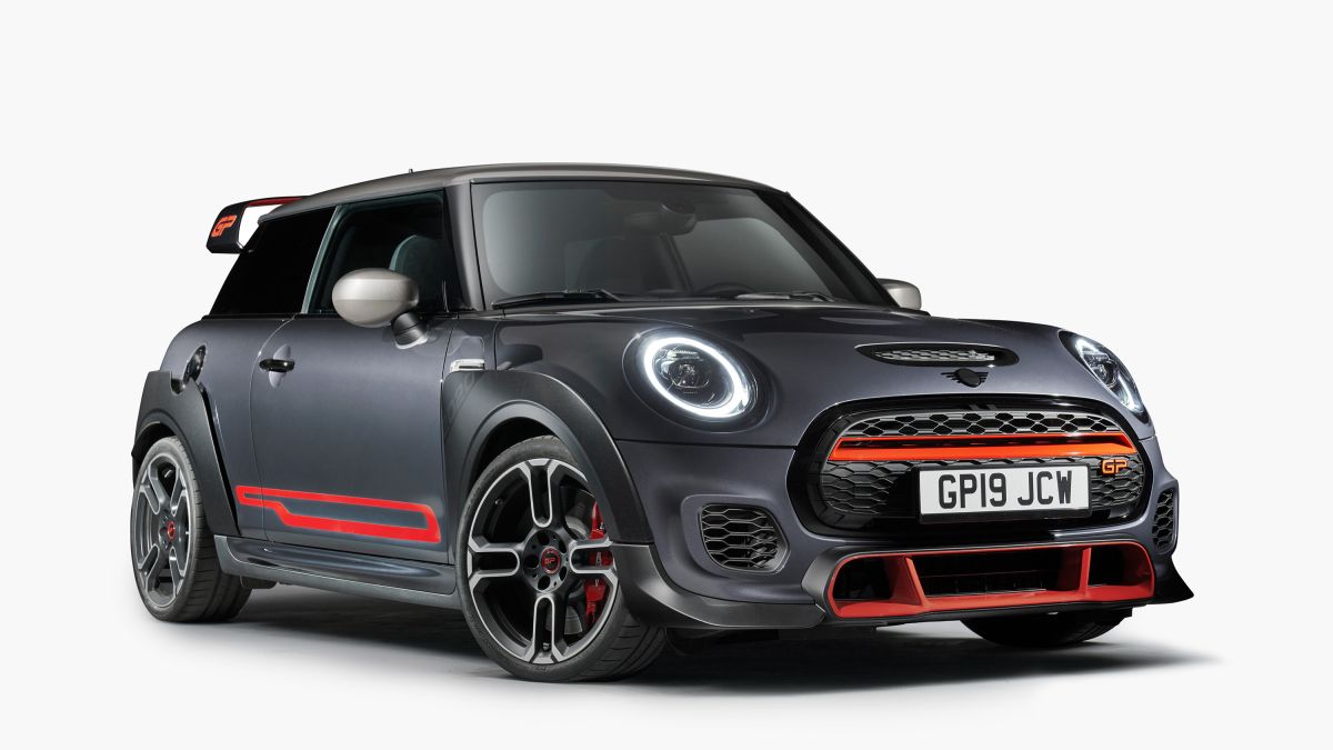 This Mini Cooper is built to race. No, really | CNN Business