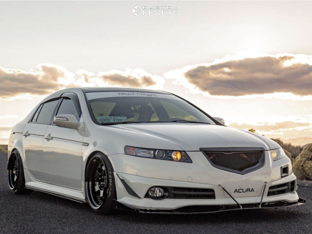 2007 Acura TL with 18x10.5 22 Varrstoen Es6 and 225/35R18 Federal SS595 and  Coilovers | Custom Offsets