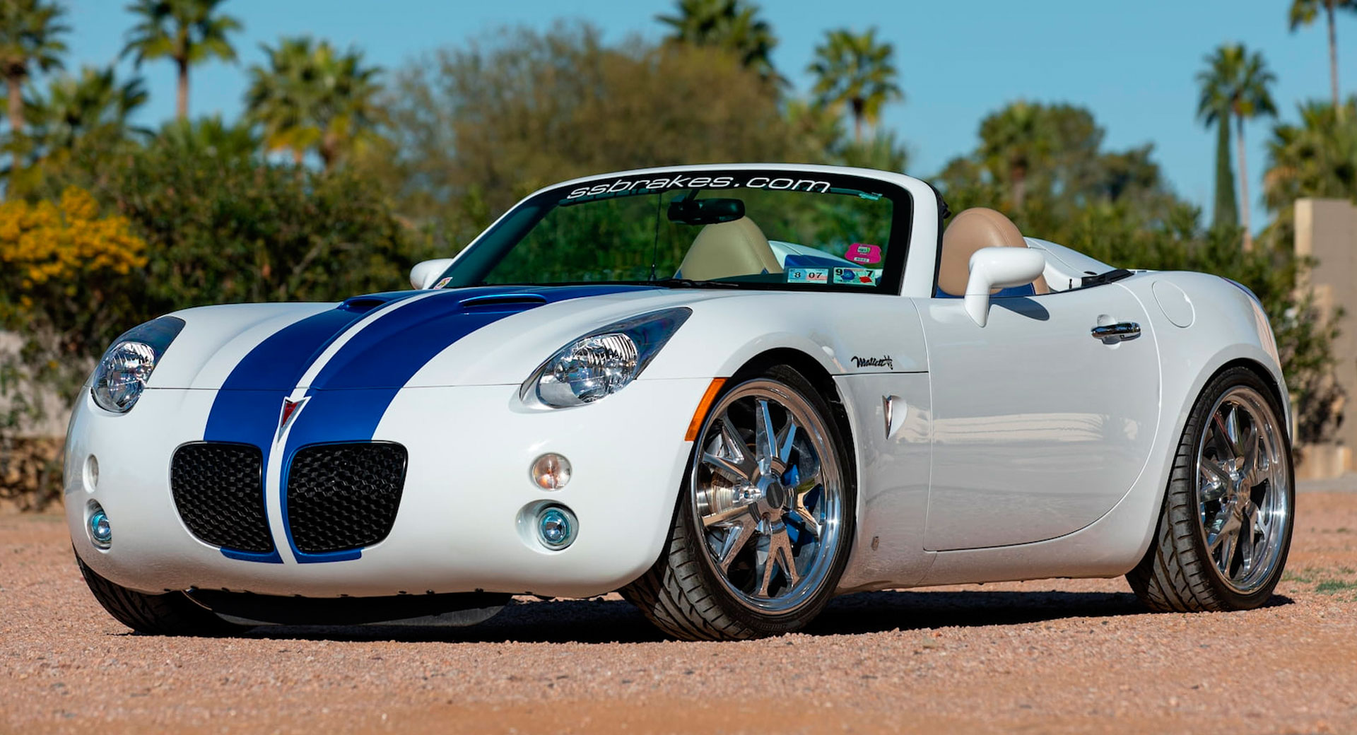 Can You Handle This Pontiac Solstice By Mallett That Packs A 400 HP LS2 V8?  | Carscoops