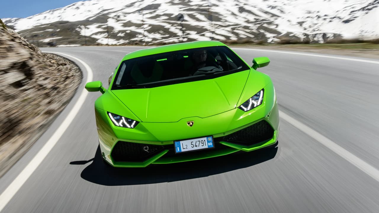 Lamborghini Huracan Review 2023 | Top Gear