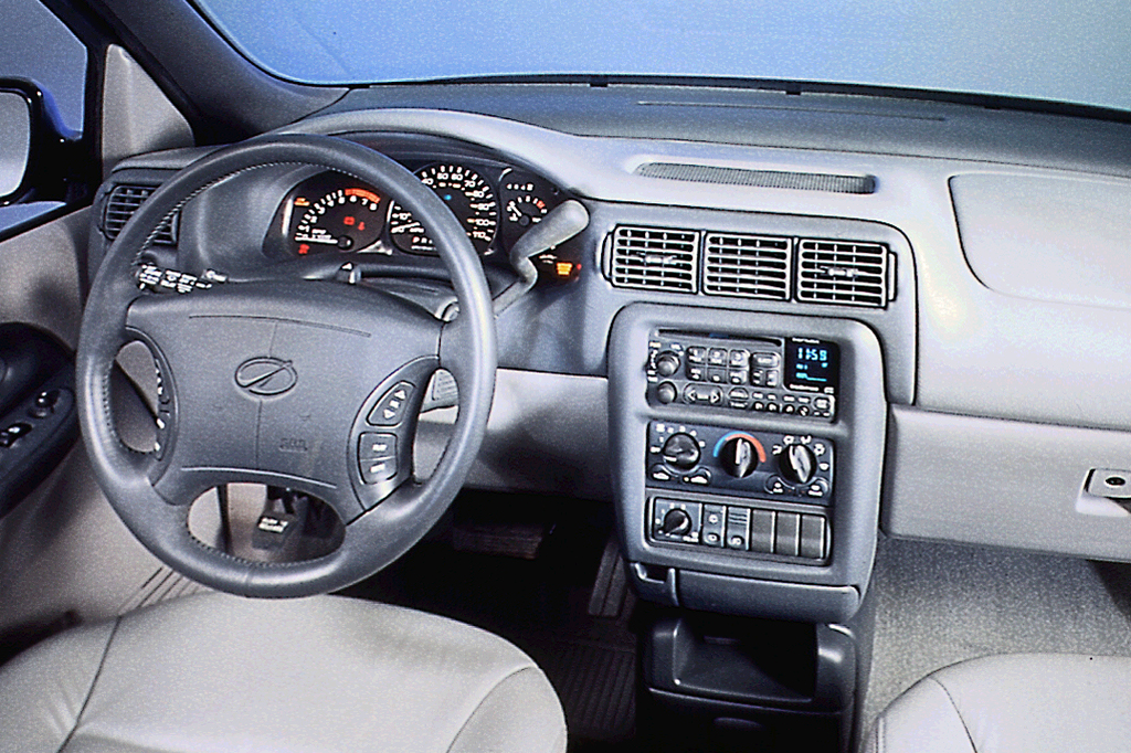 1997-04 Oldsmobile Silhouette | Consumer Guide Auto