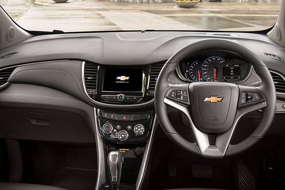 Chevrolet Trax Images - Check Interior & Exterior Photos | OtO