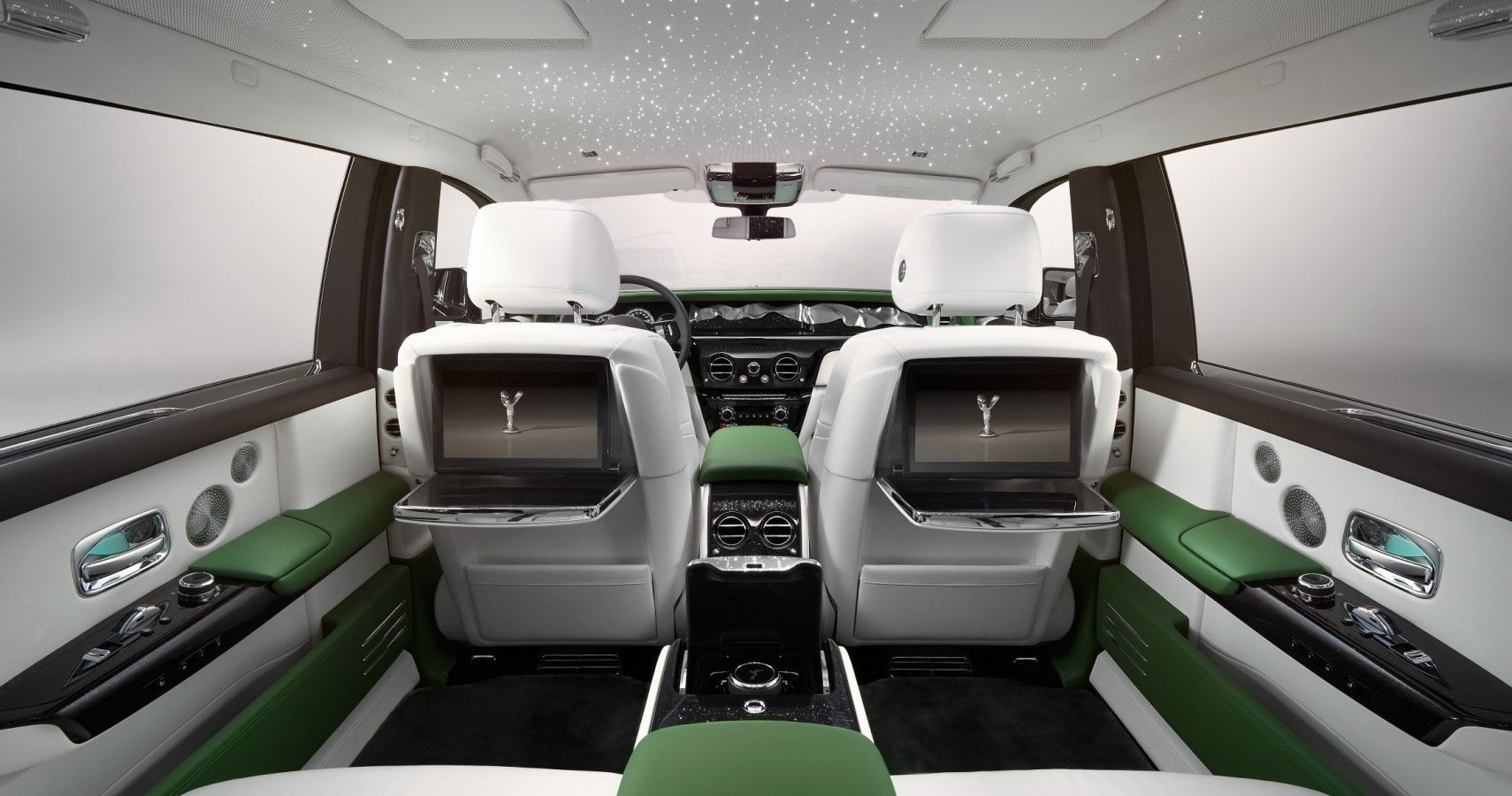The Interior Of The 2023 Rolls-Royce Phantom Is Truly Breathtaking