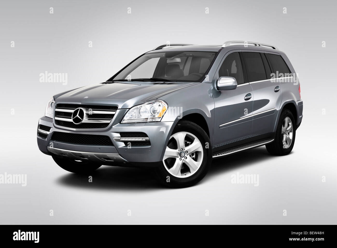 Mercedes benz gl hi-res stock photography and images - Alamy