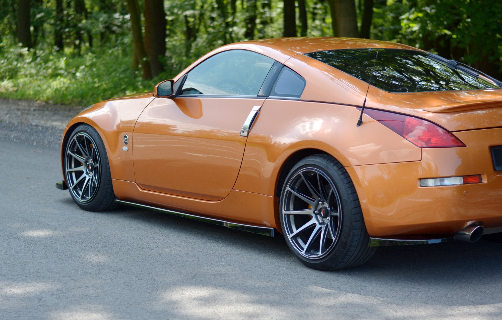 SIDE SKIRTS DIFFUSERS NISSAN 350Z Gloss Black | Our Offer \ Nissan \ 350Z |  Maxton Design