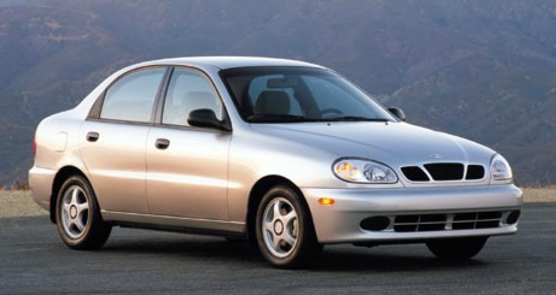 Quick Look: 2002 Daewoo Lanos | The Daily Drive | Consumer Guide® The Daily  Drive | Consumer Guide®