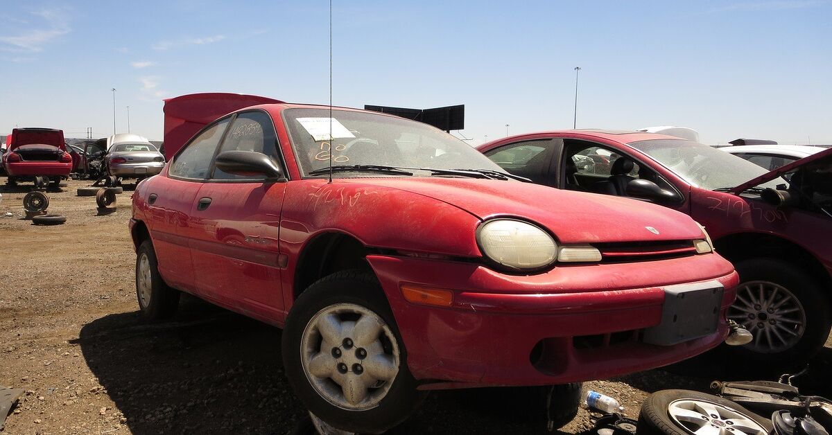 Junkyard Find: 1999 Dodge Neon Sport | The Truth About Cars