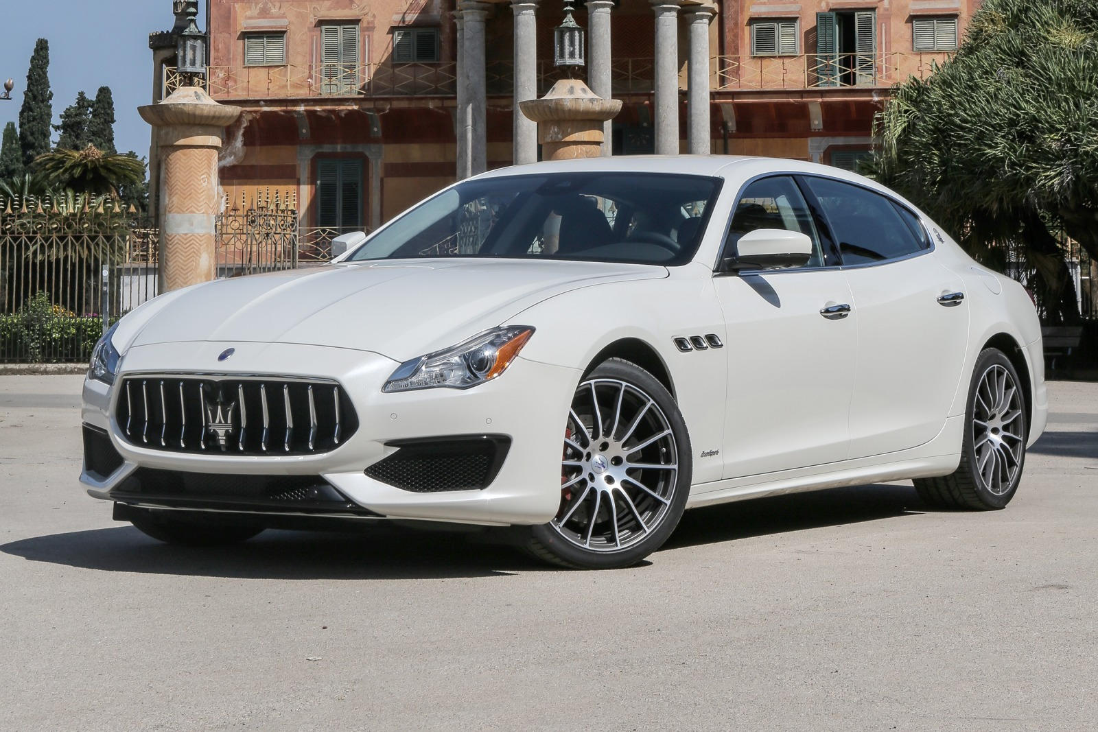 2018 Maserati Quattroporte: Review, Trims, Specs, Price, New Interior  Features, Exterior Design, and Specifications | CarBuzz