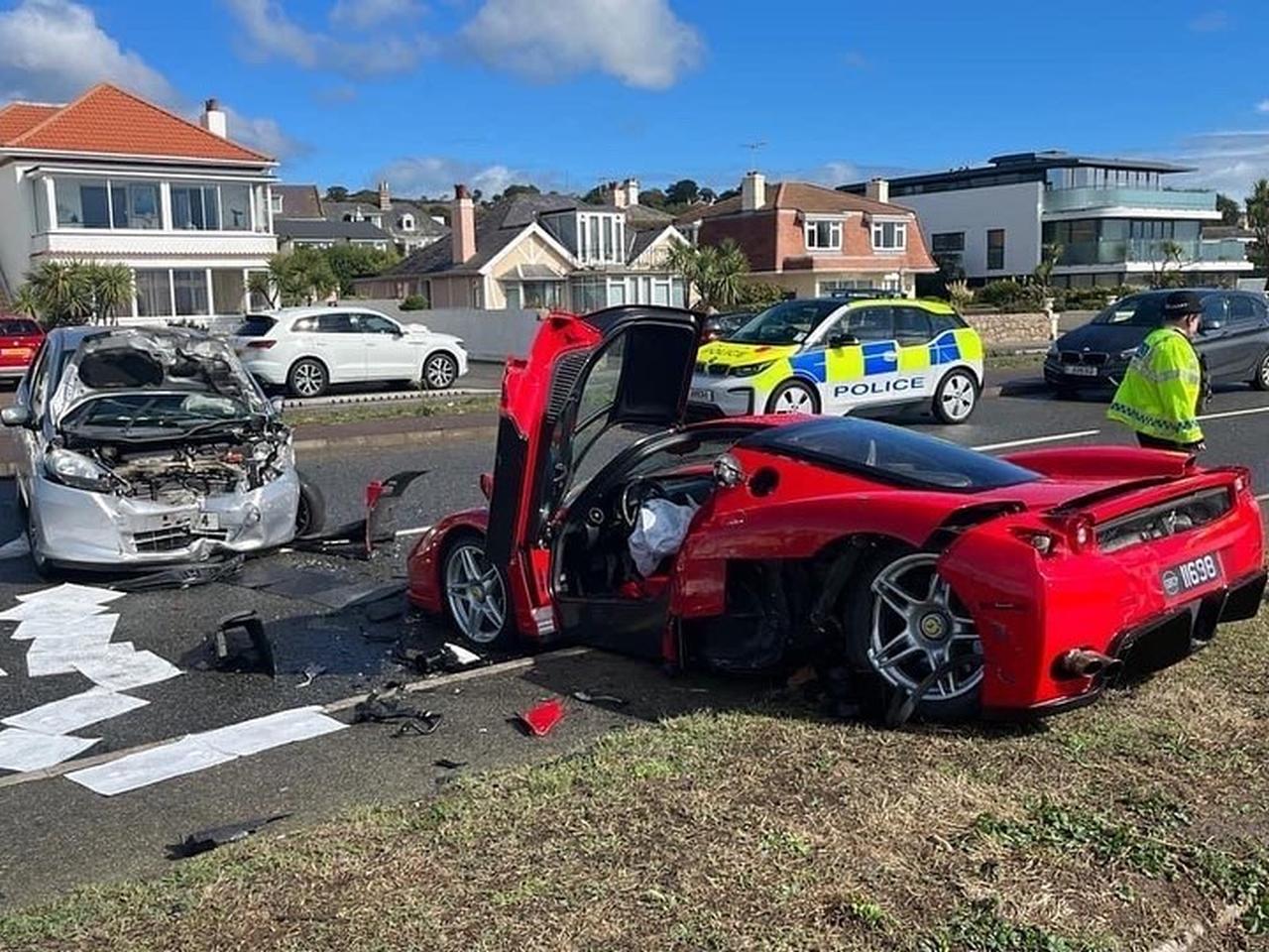 Ferrari Enzo crashes while being delivered to its owner - The Supercar Blog