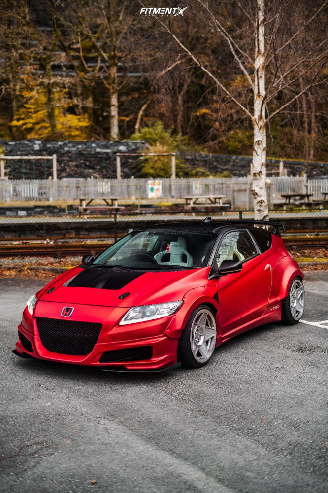 2011 Honda CR-Z Base with 18x9.5 3SDM 0.05 and Accelera 245x35 on Coilovers  | 2023343 | Fitment Industries