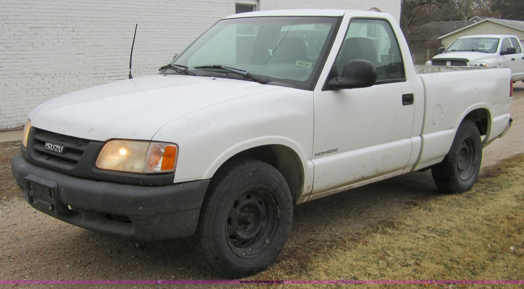 1998 Isuzu Hombre S pickup truck in Halstead, KS | Item C5239 sold | Purple  Wave