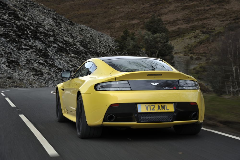 Brutal! The new V12 Vantage S! » Aston-Martin.com