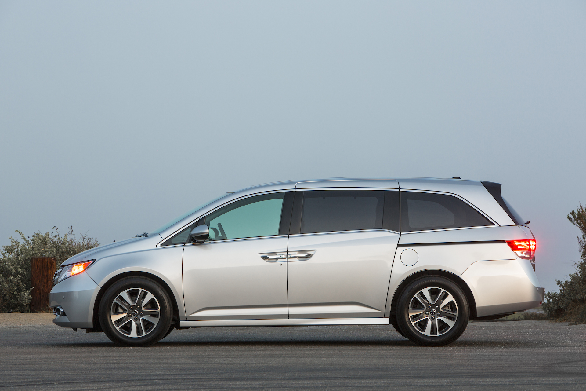 2015 Honda Odyssey Review, Ratings, Specs, Prices, and Photos - The Car  Connection