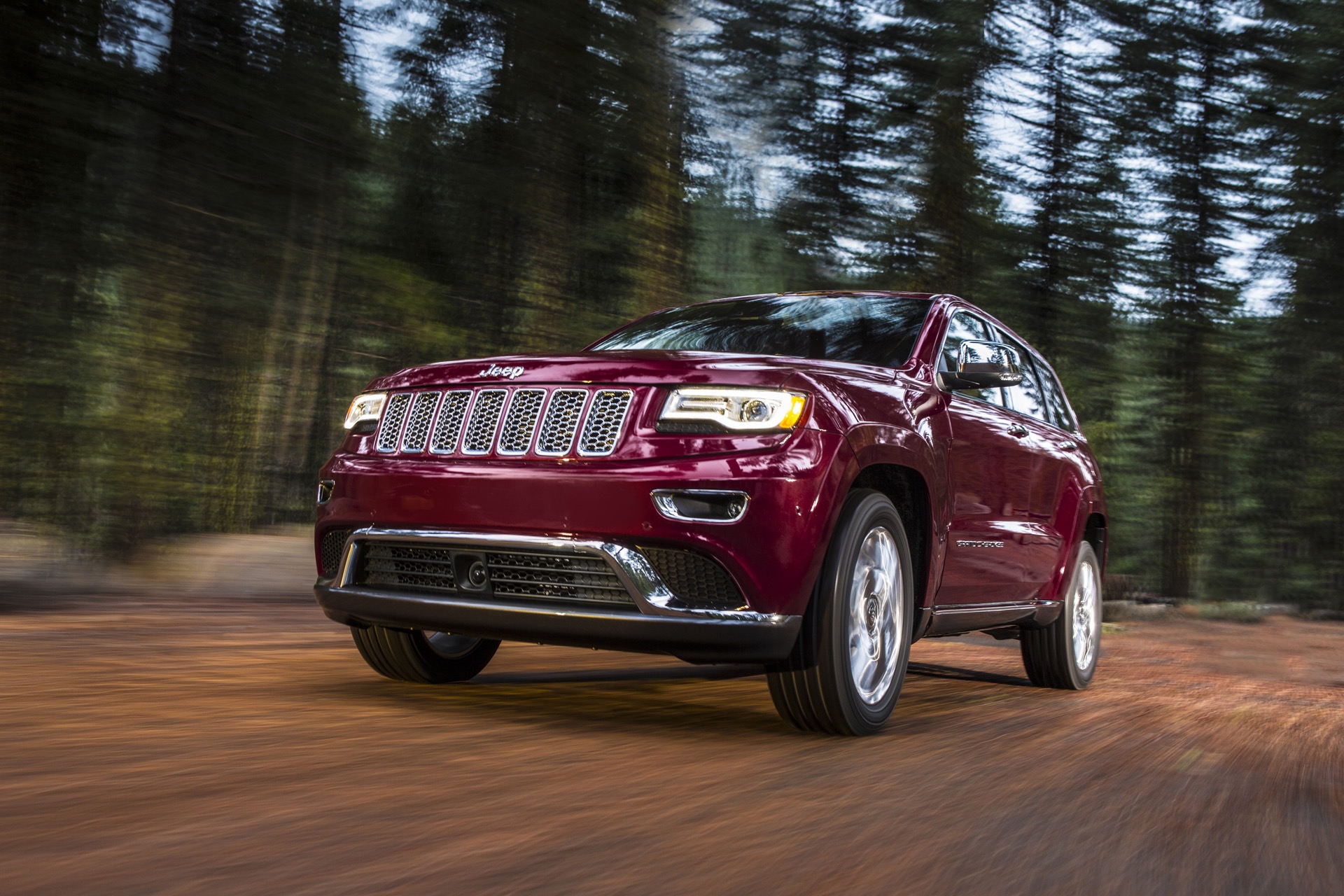 2016 Jeep Grand Cherokee recalled for transmission problem, over 37,000  vehicles affected