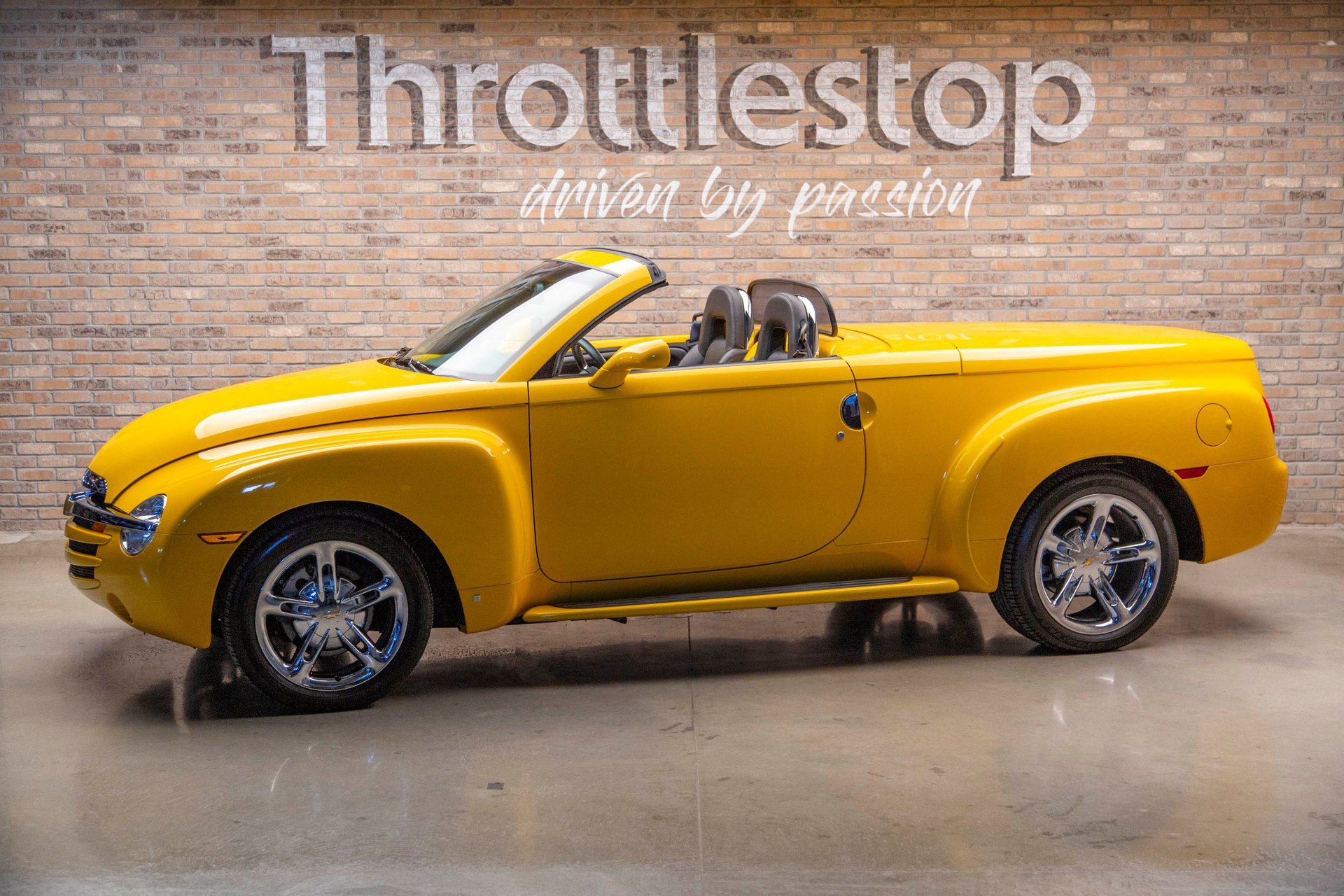 2006 Chevrolet SSR | Throttlestop | Consignment Dealer & Motorcycle Museum