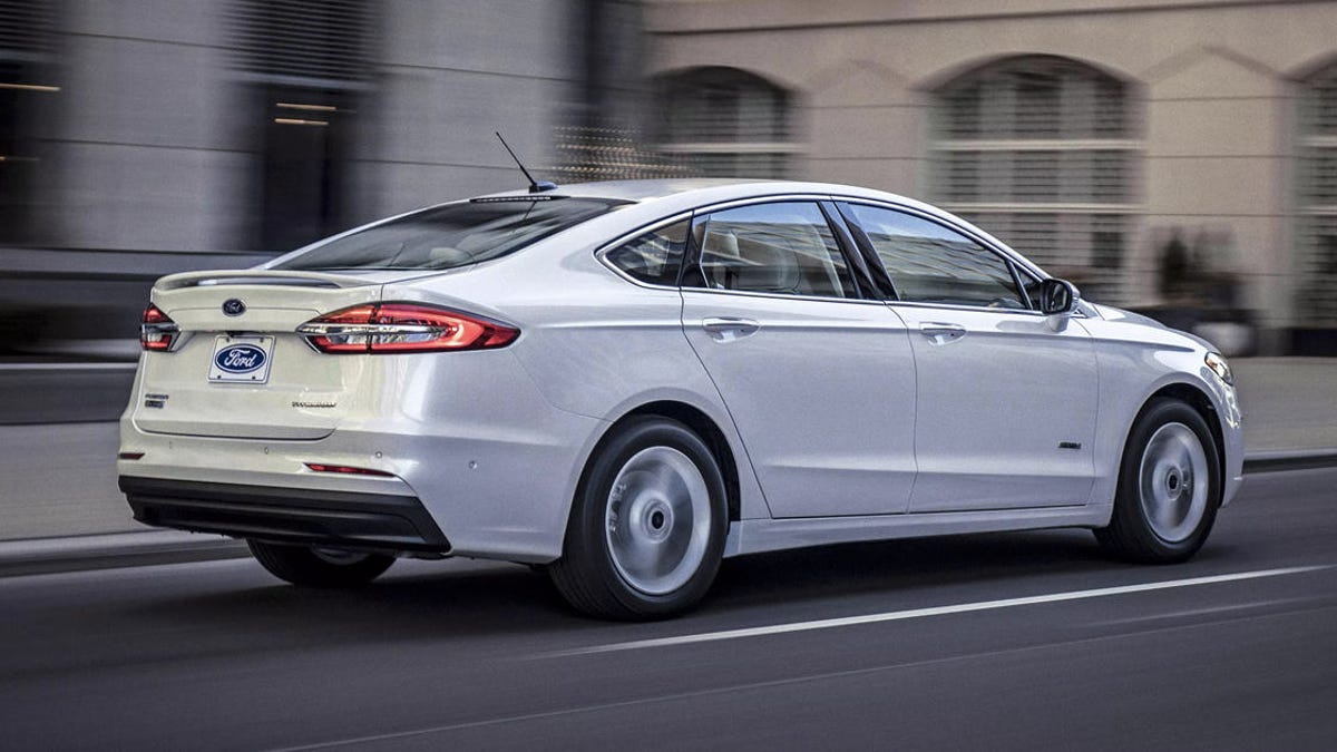 Ford ends sedan production for US as Fusion is phased out - CNET