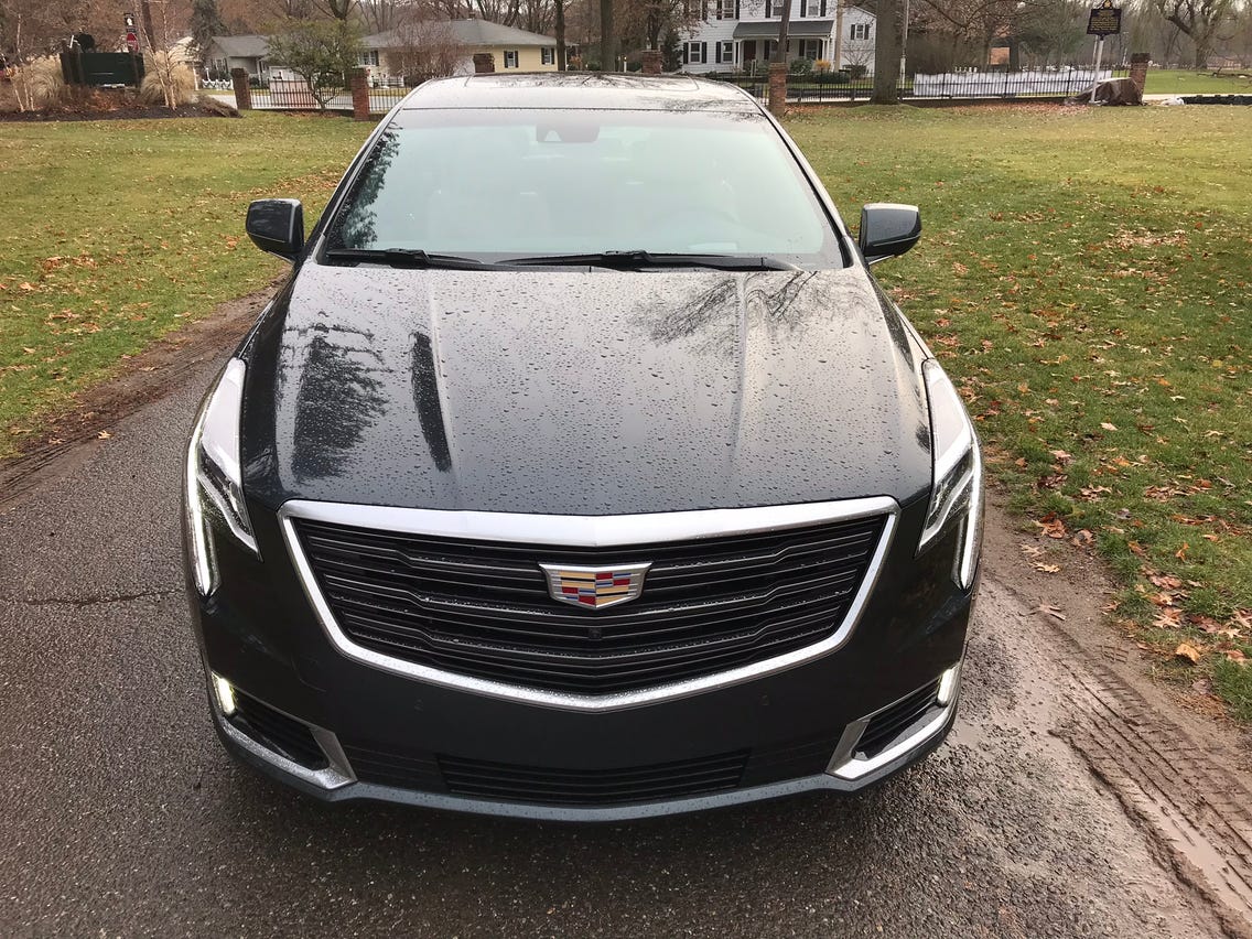 Cadillac XTS V-Sport: Review, Pictures
