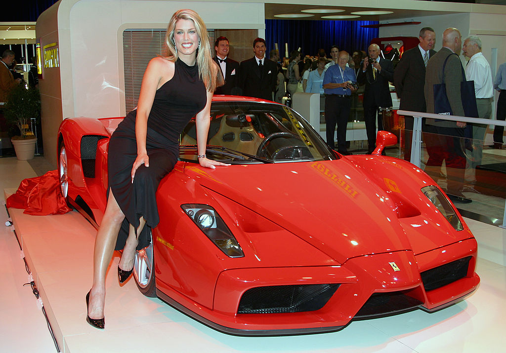 A $2.64 Million Ferrari Enzo Has Broken An Online Car Purchase Record |  Celebrity Net Worth