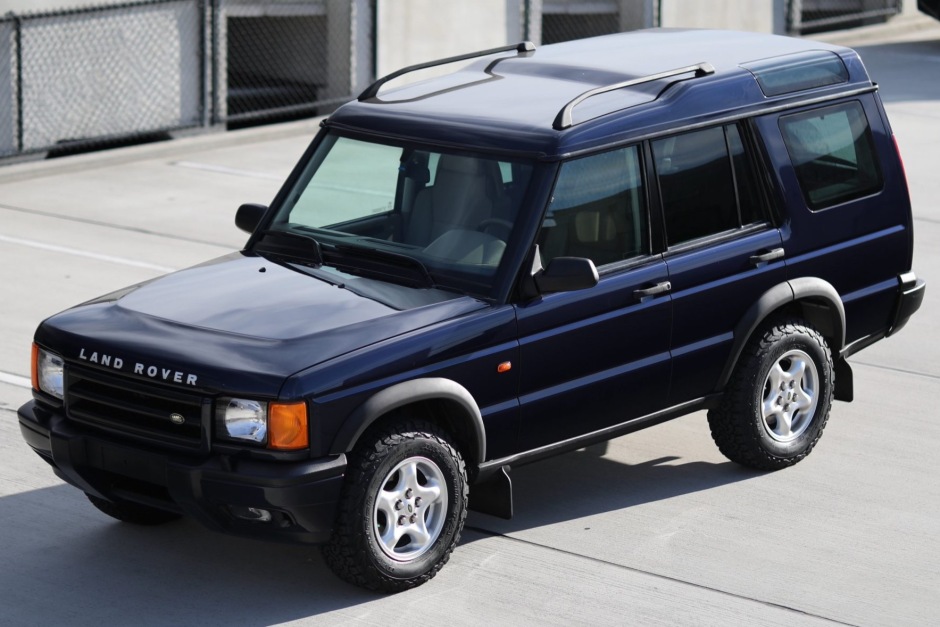 No Reserve: 2000 Land Rover Discovery II for sale on BaT Auctions - sold  for $45,115 on January 7, 2022 (Lot #63,020) | Bring a Trailer