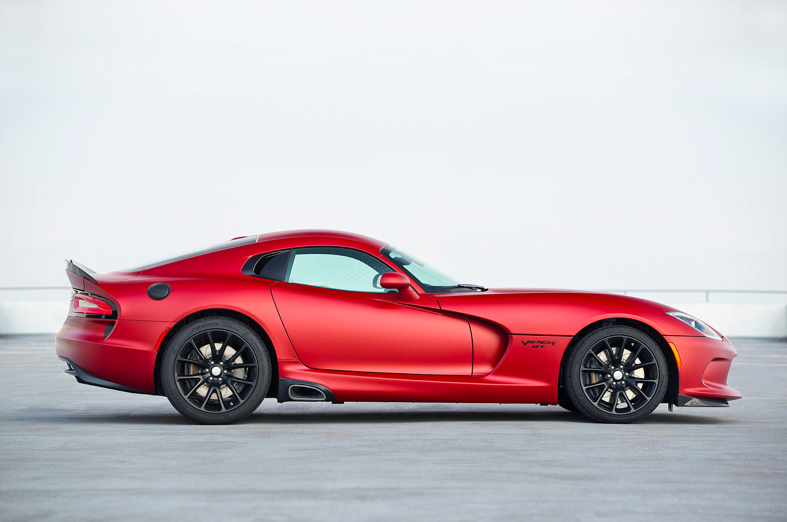 The History and Legacy of the Dodge Viper | American Supercars