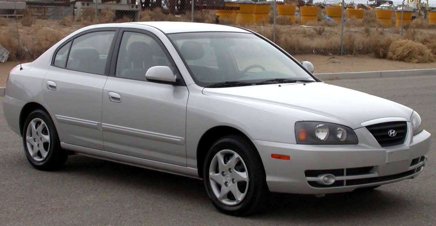 File:2004 Hyundai Elantra sedan -- NHTSA.jpg - Wikipedia