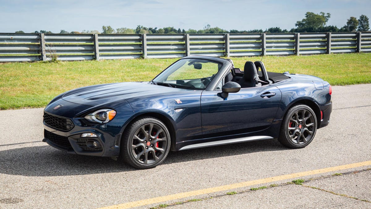 Fiat 124 Spider and 500L discontinued for 2021, only the 500X remains - CNET