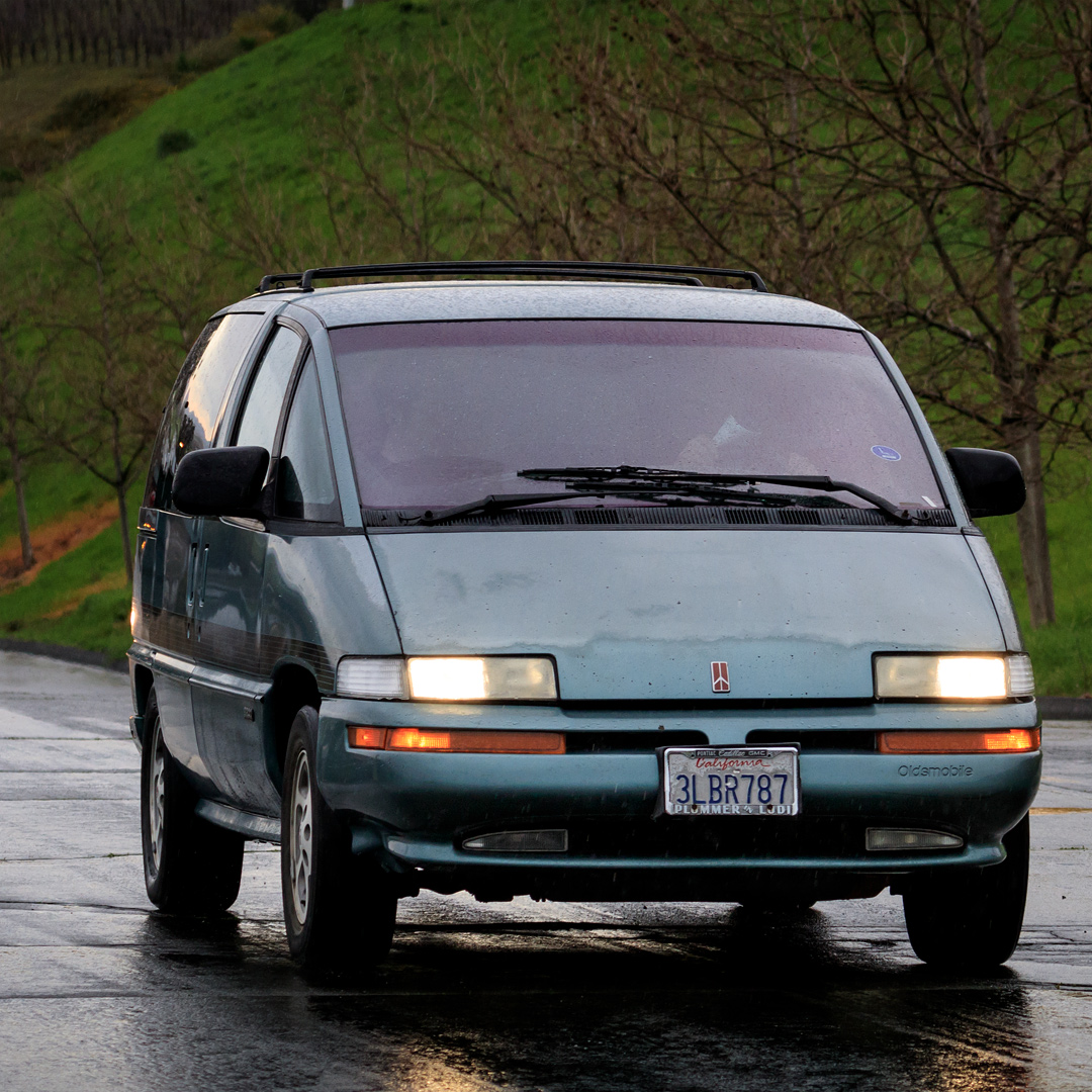 The Cadillac of Minivans: Oldsmobile Silhouette - Old Motors