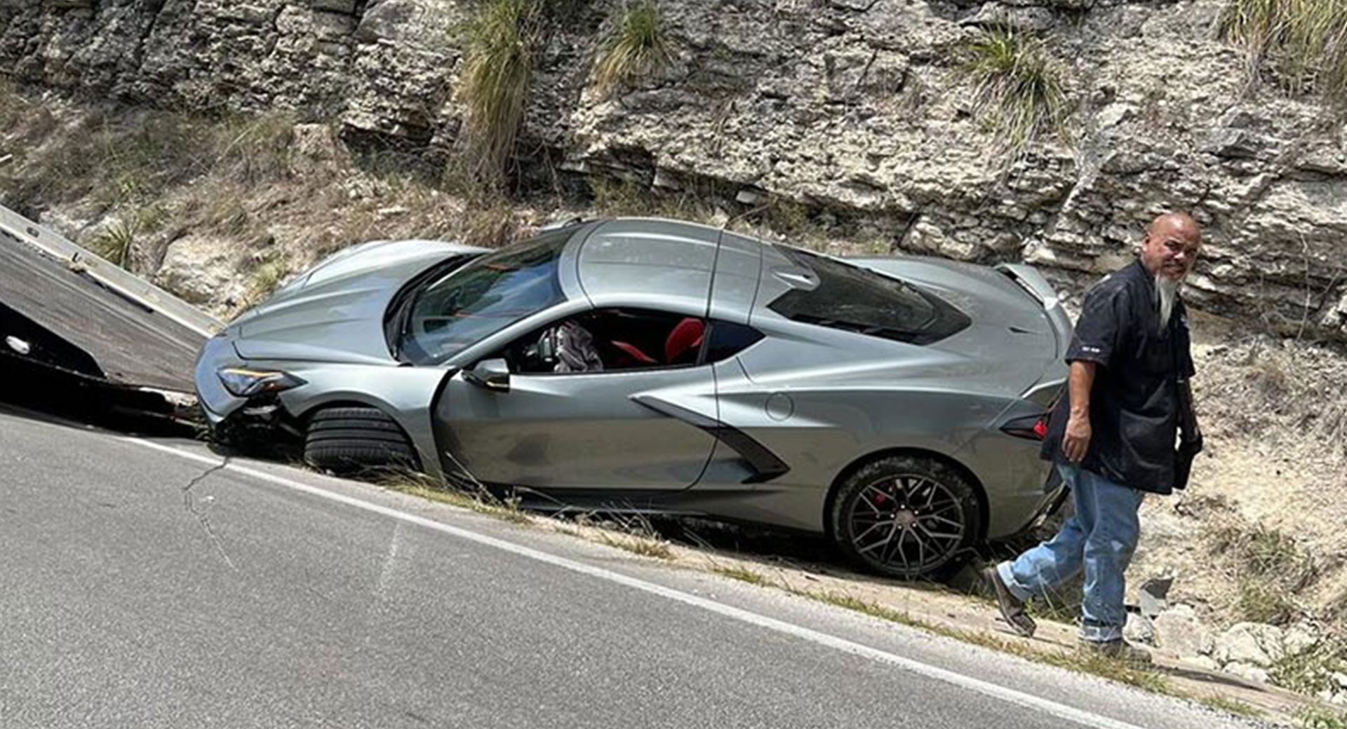 Oh No, This Is The First 2023 Chevy Corvette Stingray That's Crashed |  Carscoops
