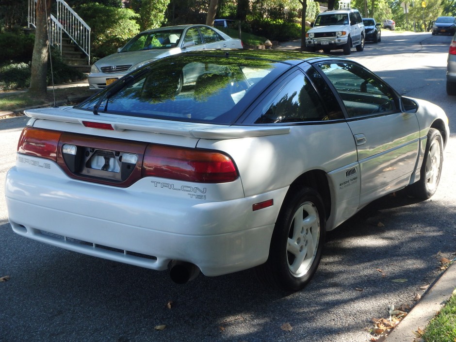 1992 Eagle Talon TSI AWD 5-Speed for sale on BaT Auctions - sold for $3,600  on November 5, 2015 (Lot #690) | Bring a Trailer