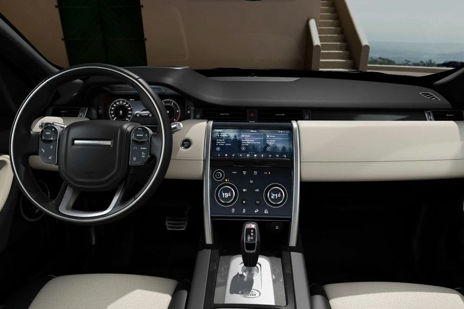 Land Rover Discovery Sport 2023 Images - View complete Interior-Exterior  Pictures | Zigwheels