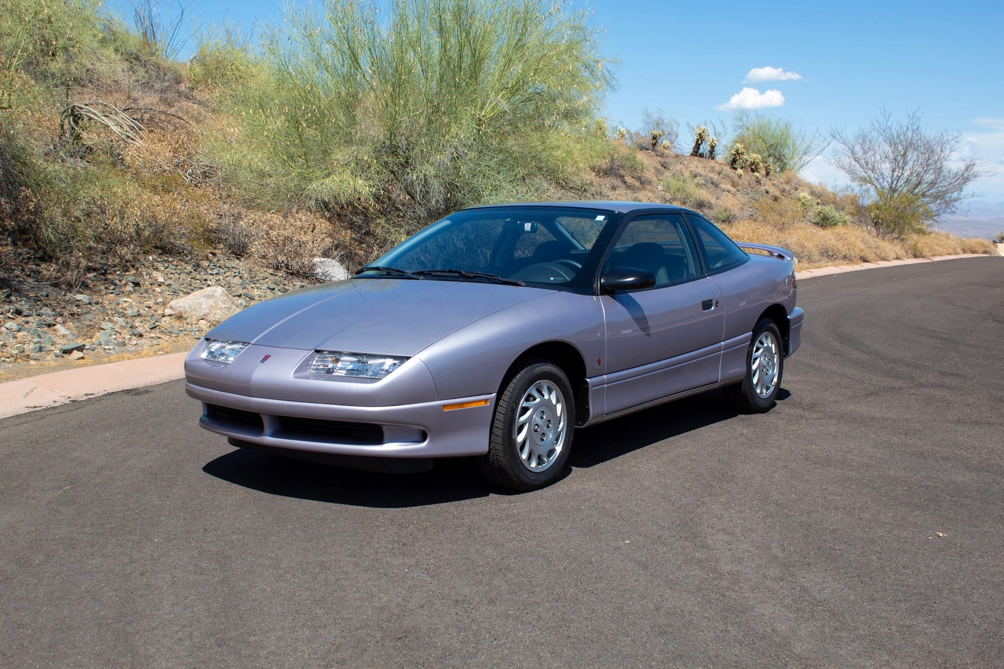 This 1995 Saturn SC1 Manual Sparked a Bidding Contest, Here's Why -  autoevolution