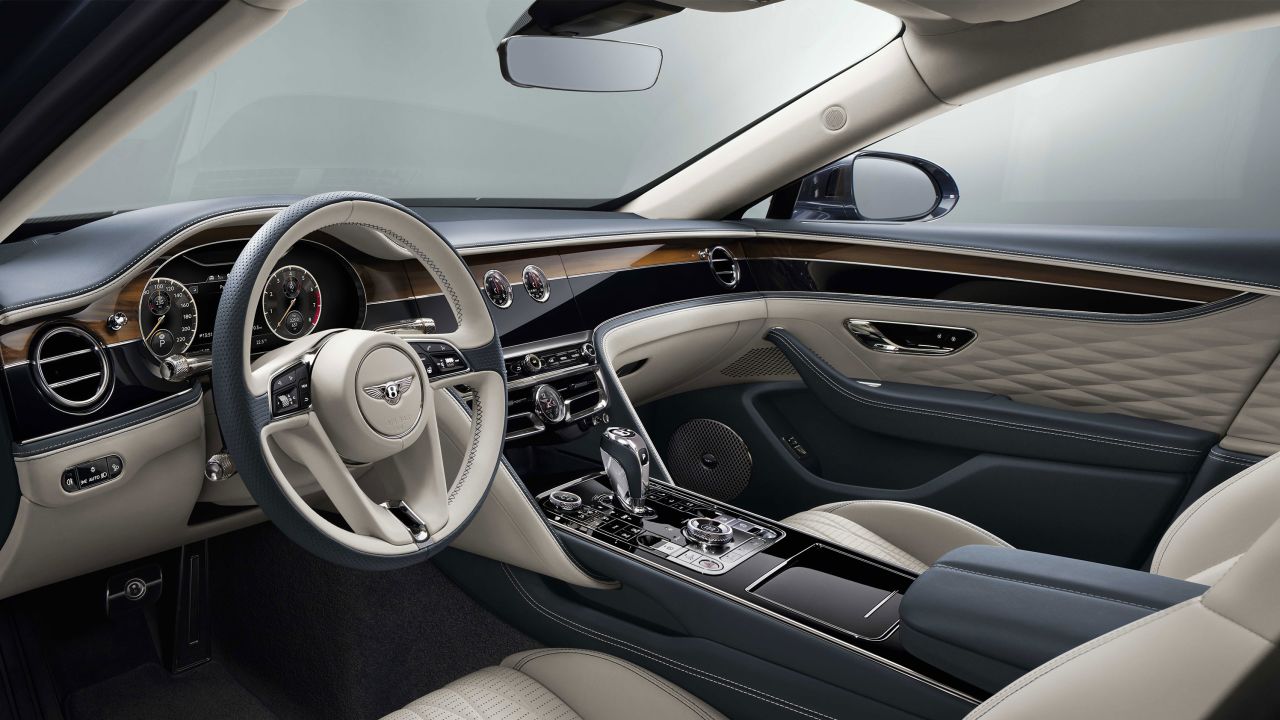 Bentley's new Flying Spur sedan can go 207 miles per hour | CNN Business