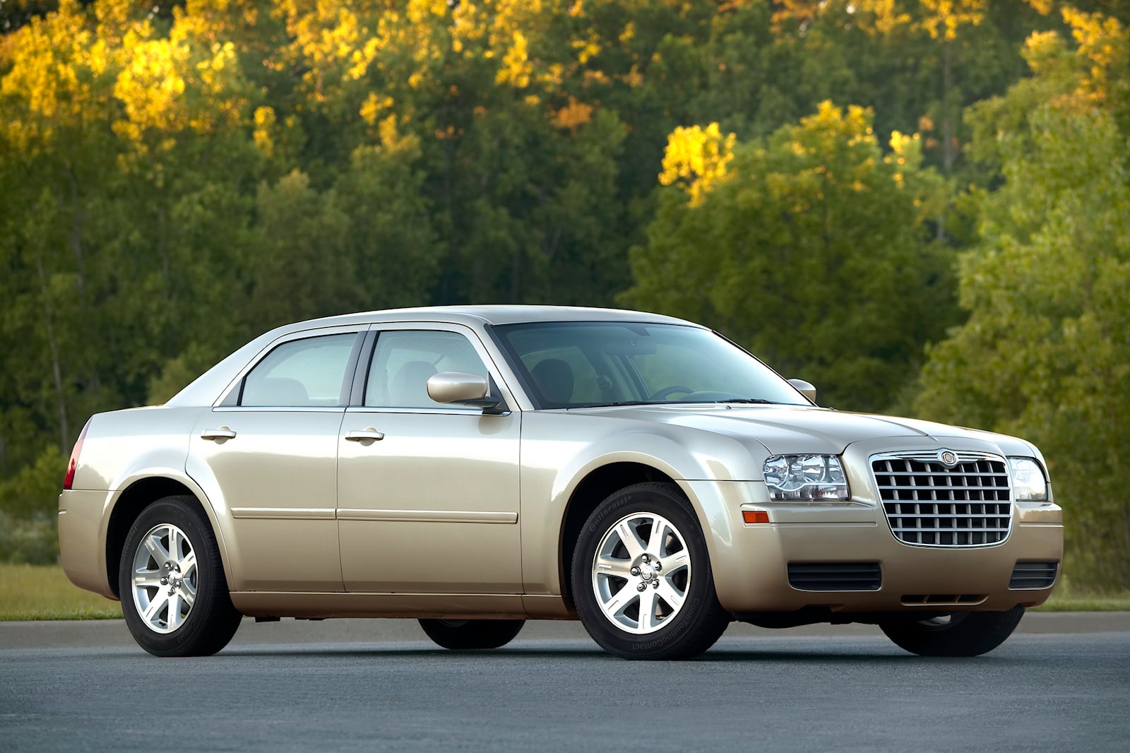 2008 Chrysler 300: Review, Trims, Specs, Price, New Interior Features,  Exterior Design, and Specifications | CarBuzz