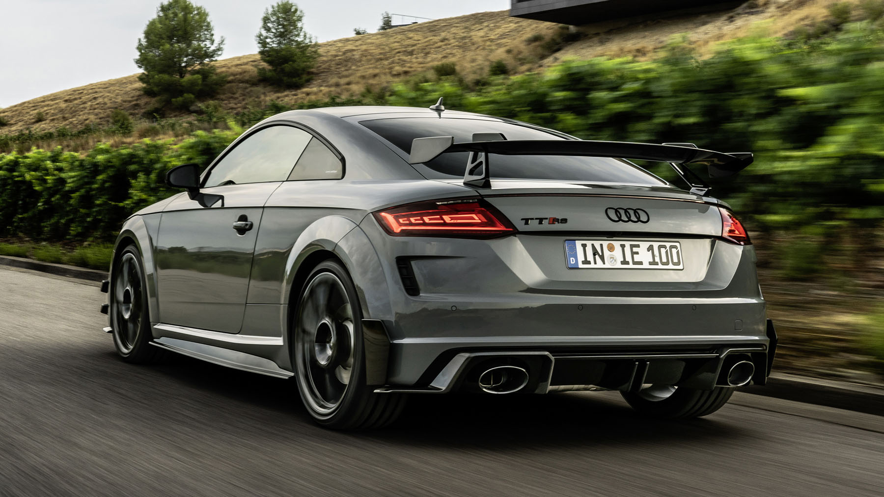 The Audi TT RS 'iconic edition' is a five-cylinder celebration of the TT |  Top Gear