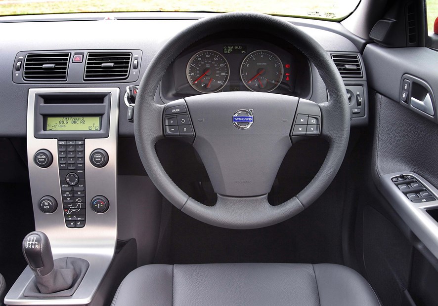 Used Volvo S40 Saloon (2004 - 2012) interior | Parkers