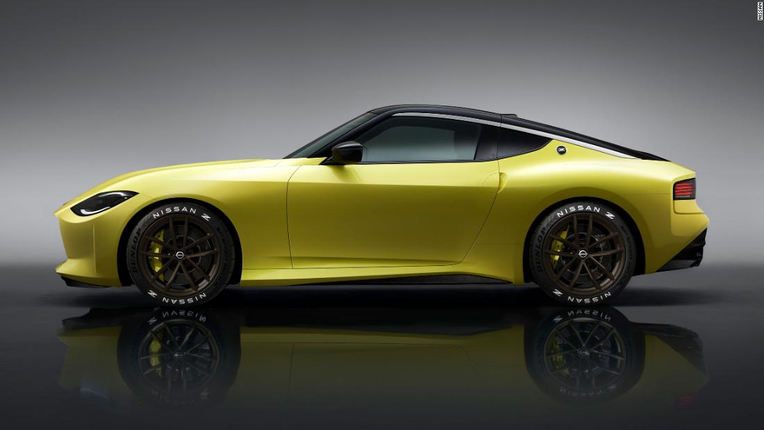 Z Proto: Nissan gives us an early glimpse of its first new Z sports car in  over a decade | CNN Business