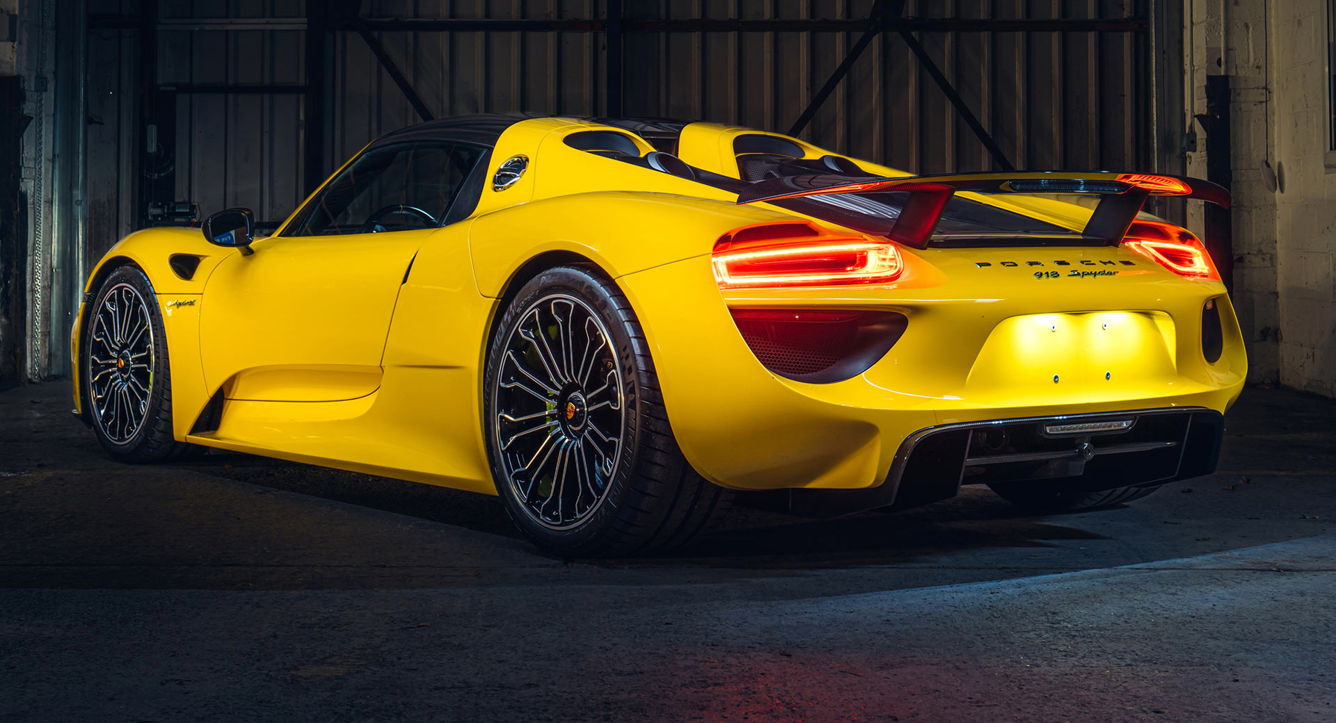 This Yellow Porsche 918 Spyder Has A $1.2 Million Asking Price | Carscoops